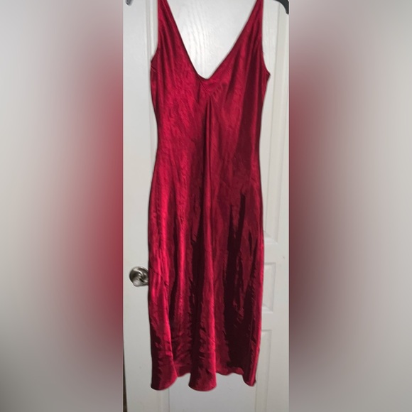 California Dynasty Floral Embroidery Trimmed Burgundy Full Length Nightgown - Picture 3 of 5